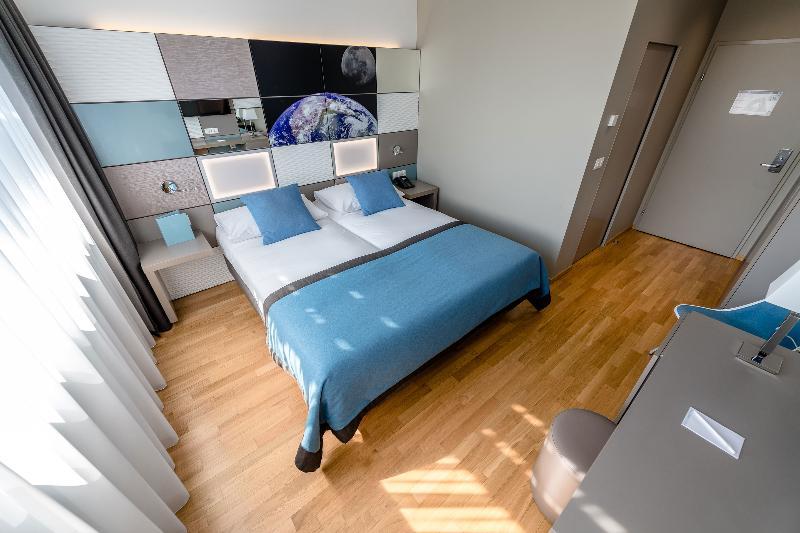 Discovery Hotel 3* Superior Crissier Exterior photo